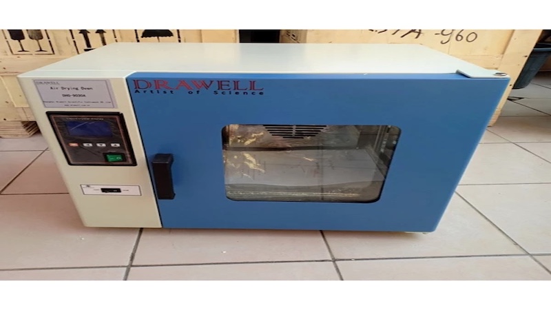 Oven Laboratorium