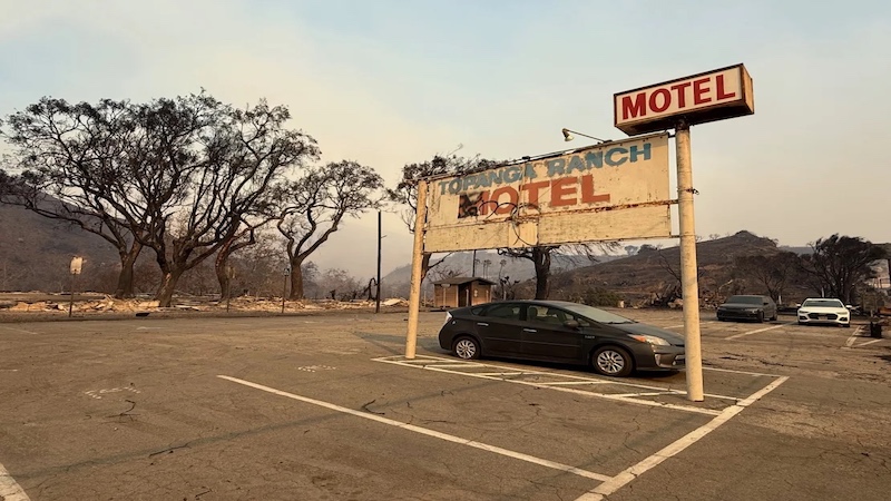 Motel Peternakan Topanga