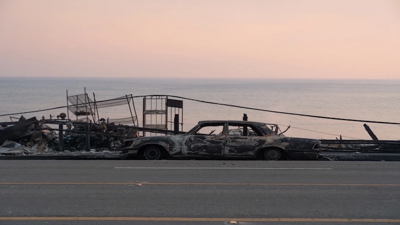 Restoran Bayangan Bulan Malibu