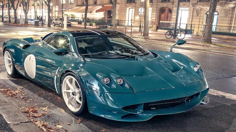 Pagani Huayra Codalunga