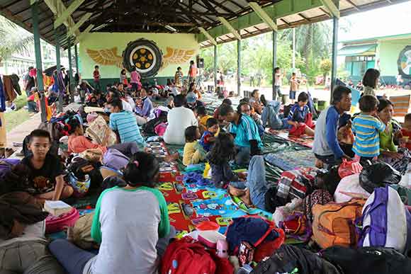 Melindungi Warga Negara