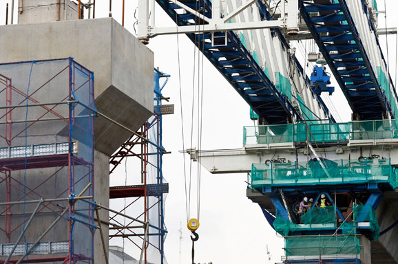 Sesat Pikir Kritik Infrastruktur