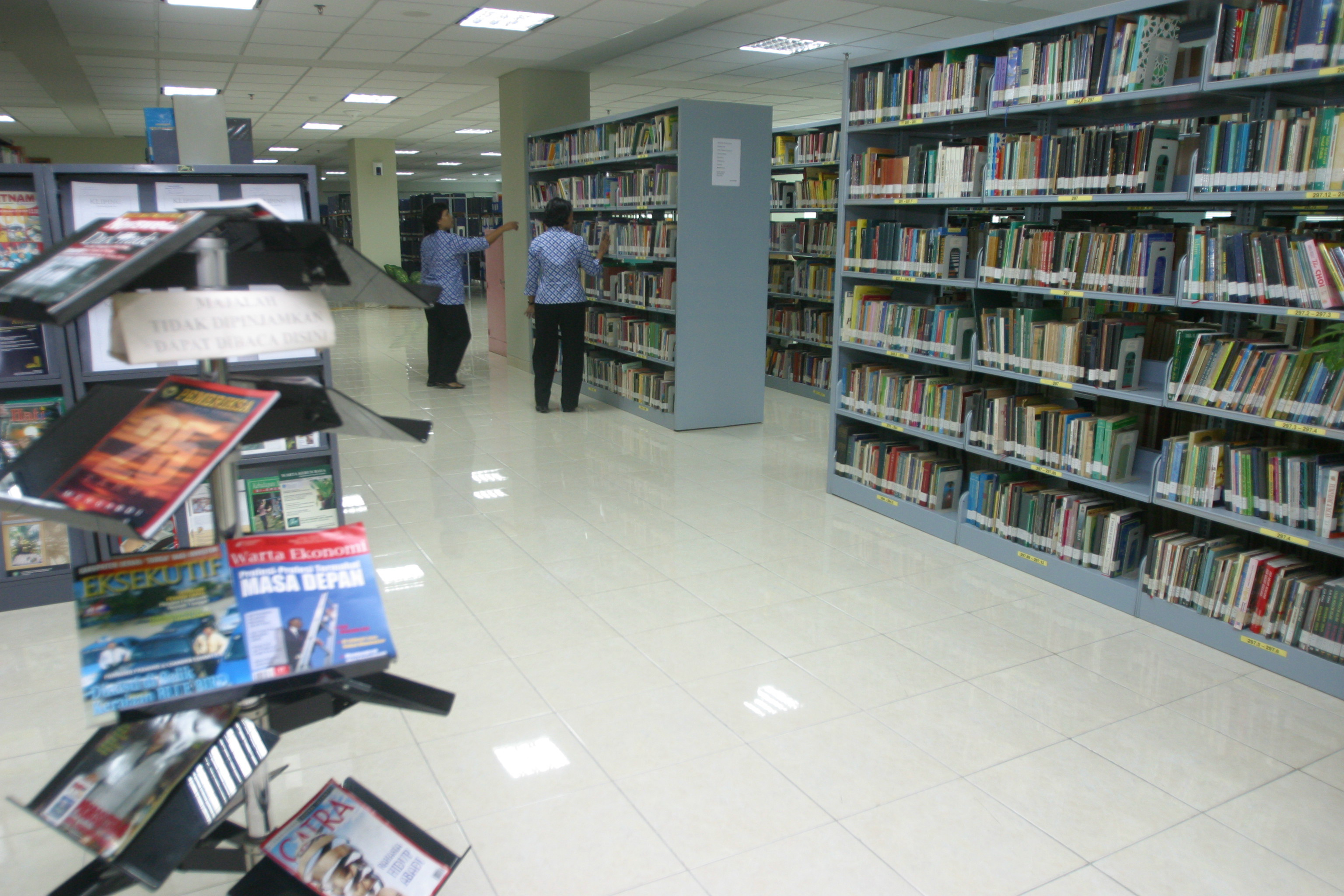 Menimbang Maslahat Perpustakaan DPR