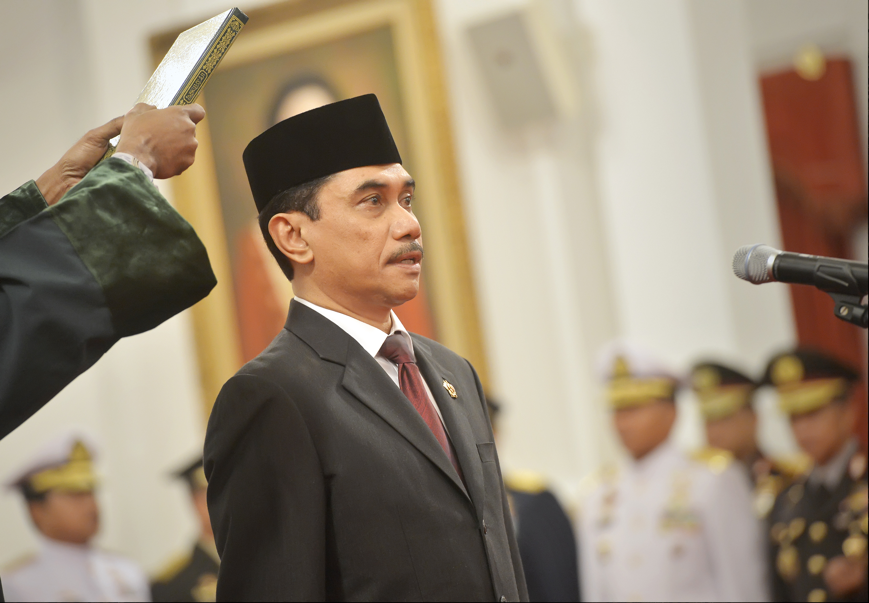 Deradikalisasi yang Radikal