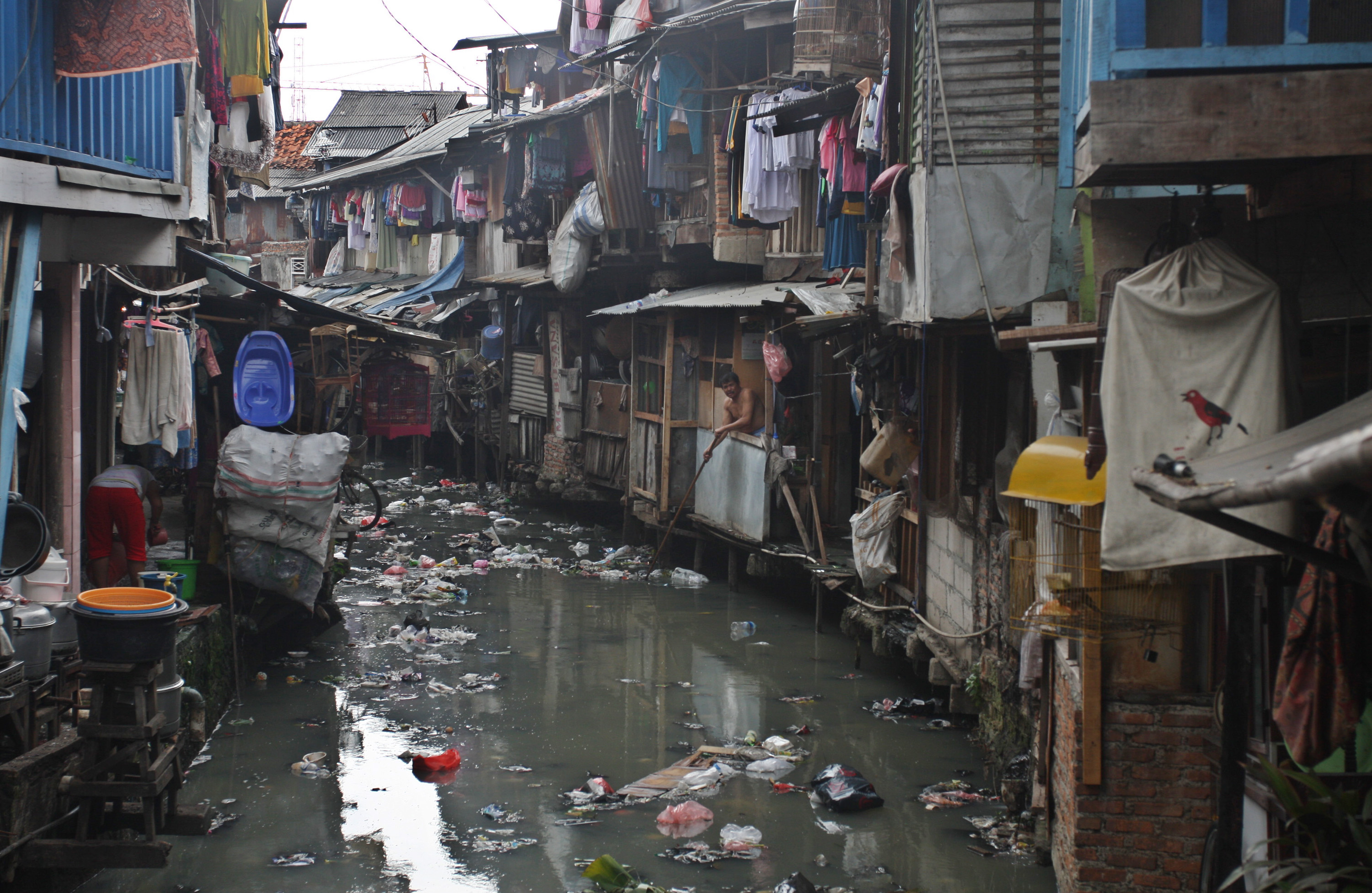 Kerja Nyata Atasi Ketimpangan
