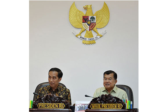 Memulihkan Wibawa Negara