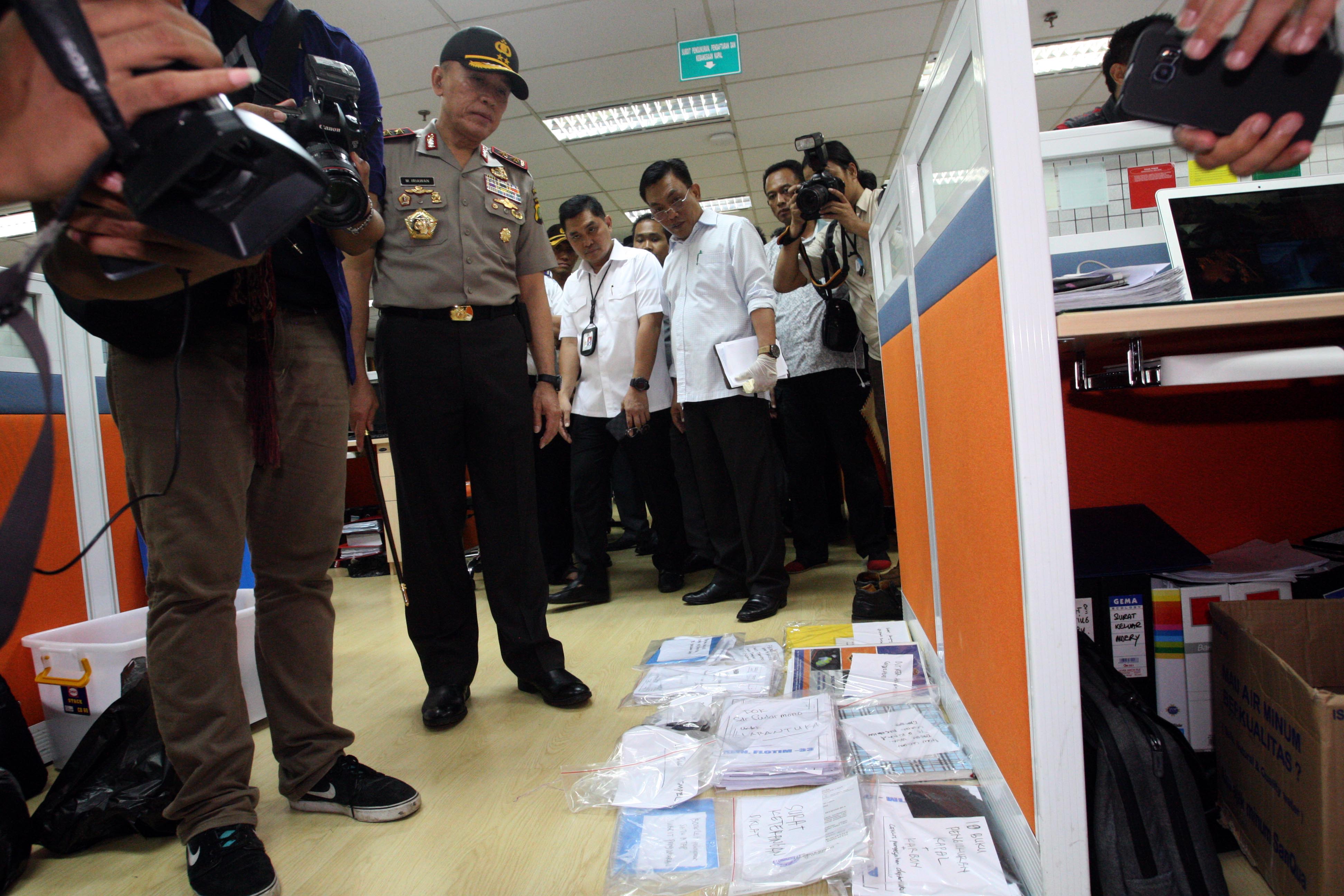 Berantas Pungli Benahi Layanan Publik