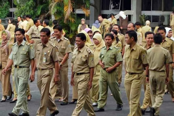 Terbebani Aparatur Inkompeten