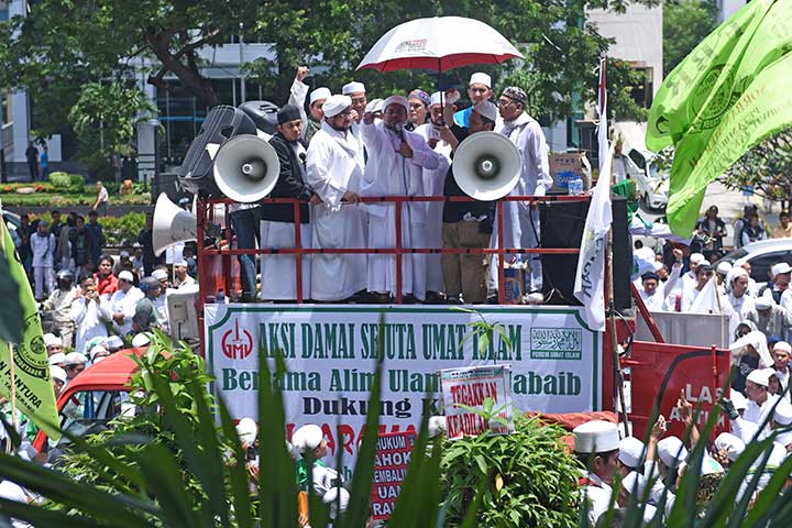 Mendambakan Demo Simpatik