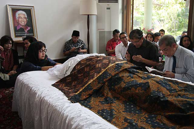 Kediaman Rumah Duka Adnan Buyung Nasution