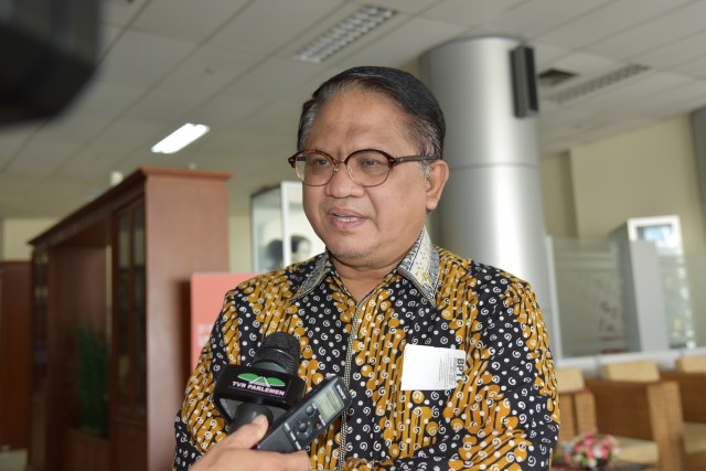 Anggota Komisi X DPR RI Mujib Rohmat.