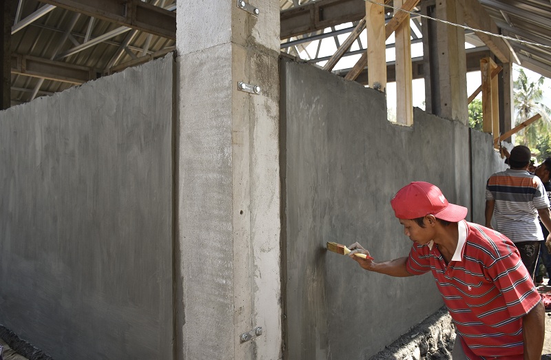 PEMBANGUNAN RUMAH TERDAMPAK GEMPA LOMBOK