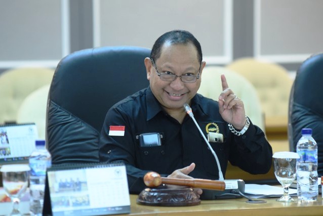 Kepala Biro Pemberitaan Parlemen Sekretariat Jenderal dan Badan Keahlian DPR RI  Y.O.I Tahapari.