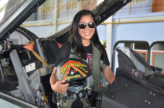 Ketua Komisi I DPR RI Meutya Viada Hafid melaukan kunjungan ke Lanud Roesmin Nurjadin Andi Kustoro, di Pekanbaru, Kamis (25/3).