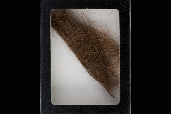 Seikat Rambut John Lennon Terjual Seharga Rp470 Juta