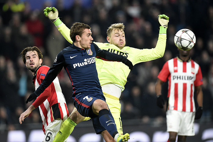 Bermain dengan 10 Pemain, PSV Sukses Tahan Atletico Madrid