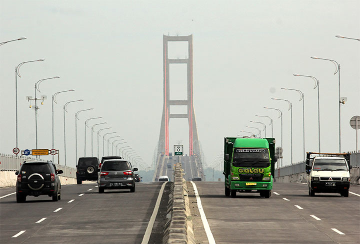 Jatim Berharap Tol Suramadu Bisa Gratis
