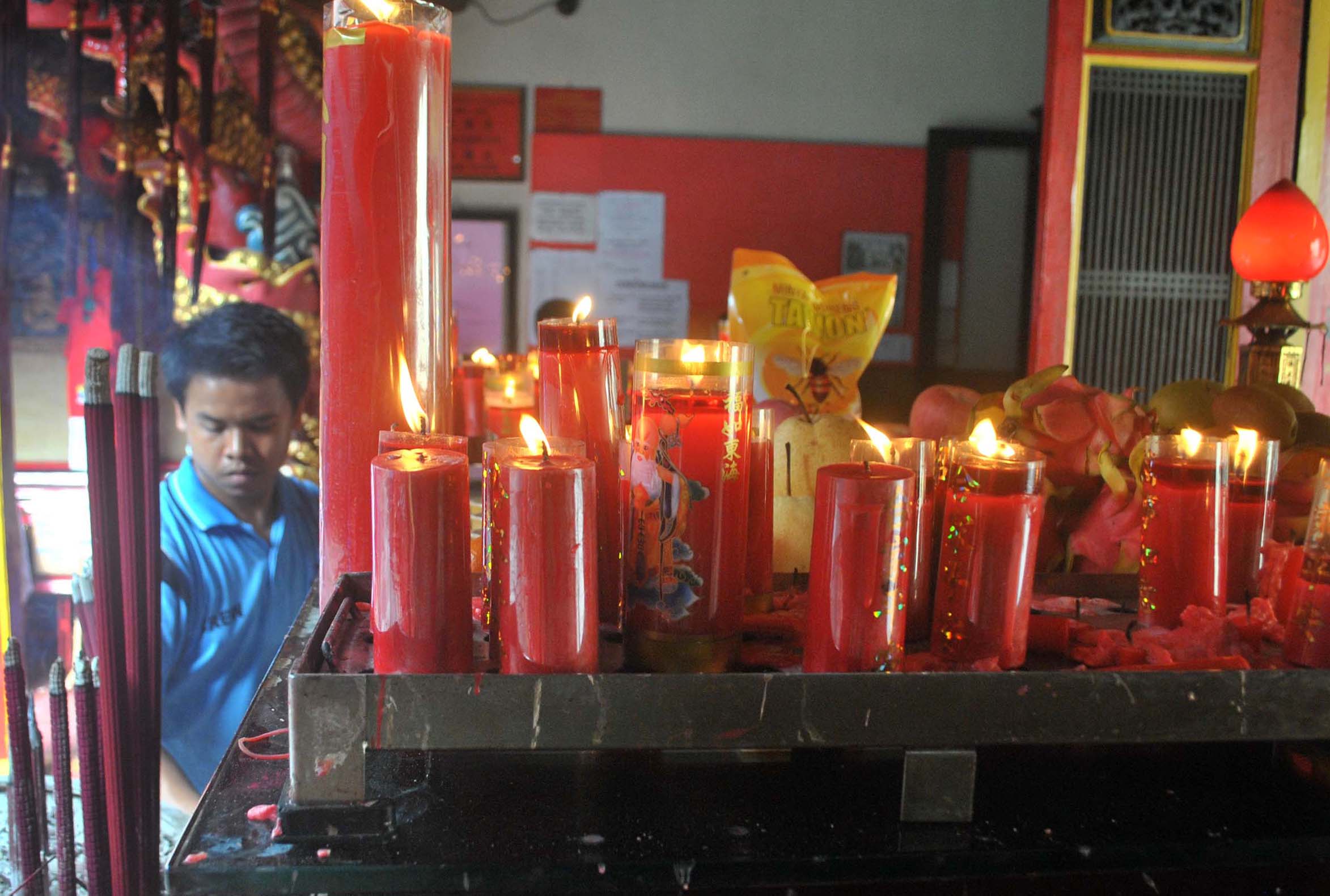 Jelang Imlek Vihara Dhanagun Mulai Ramai
