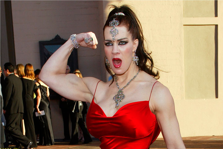 Mantan Bintang WWE Chyna Diduga Tewas karena Overdosis