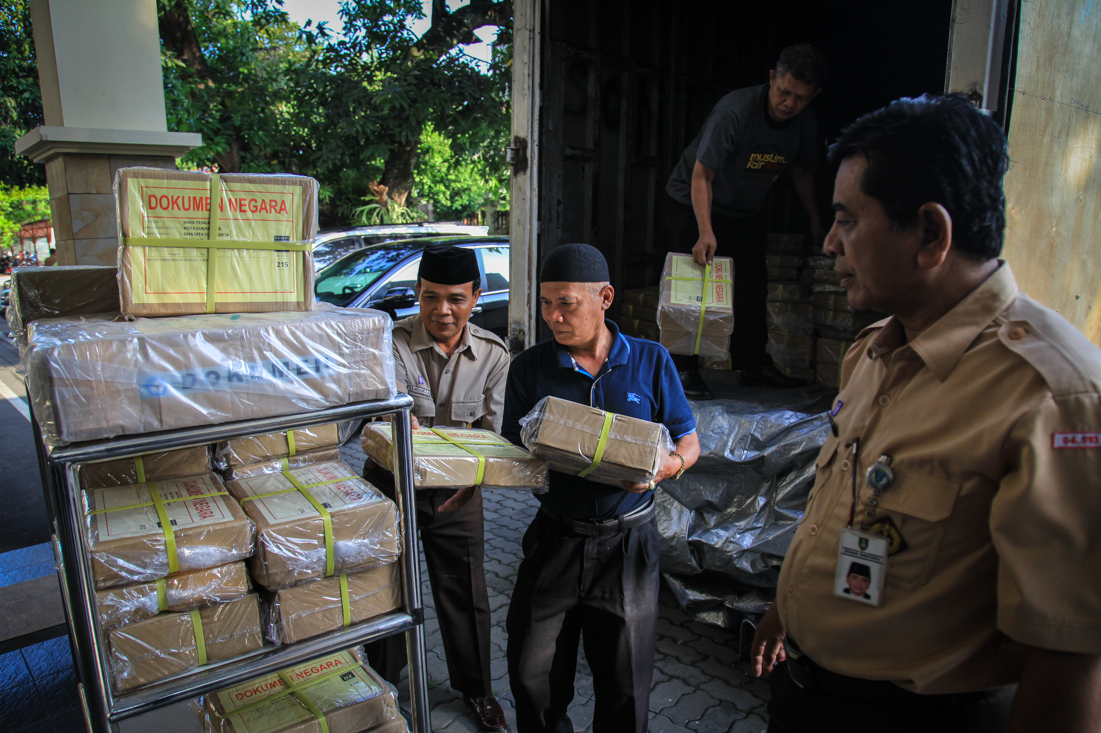 DIY Mulai Distribusikan Soal UN Terulis