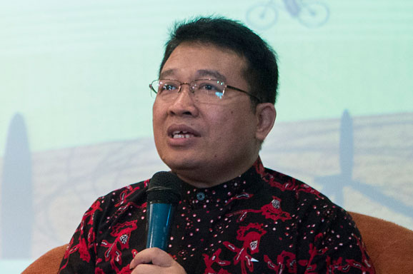 Belajar Demokrasi dari Pelantang