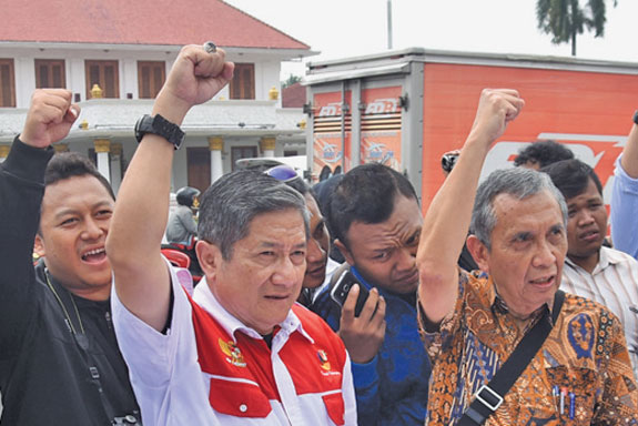 Putra Bung Tomo Laporkan Perusakan