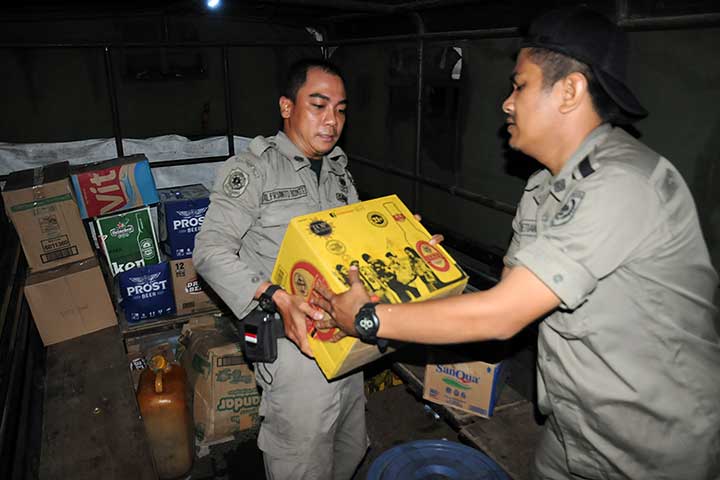 Pemprov DKI Akan Gelar Razia Miras dan Petasan