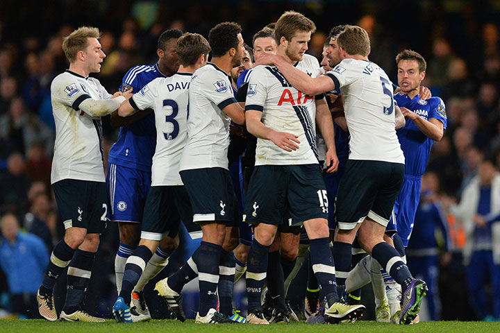 Chelsea dan Spurs Didenda Total 600 ribu Pound Sterling