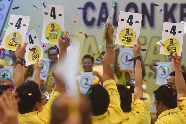 Caketum Golkar dan Peruntungan Nomor Urut