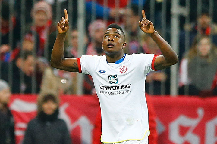 Mainz Permanenkan Jhon Cordoba