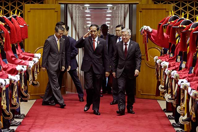 Seribu WNI Sambut Jokowi di Korea Selatan