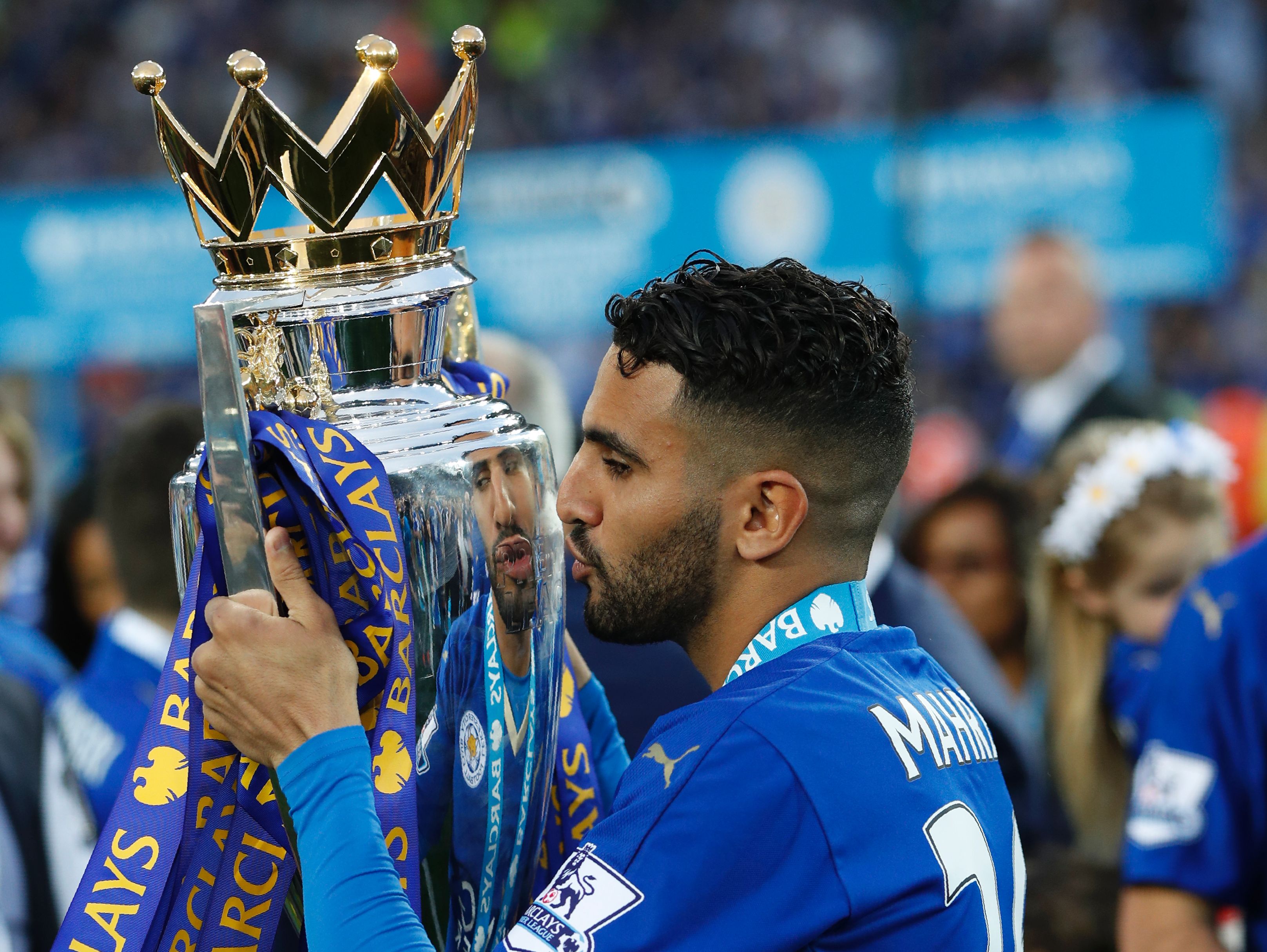 Suporter Pilih Riyad Mahrez