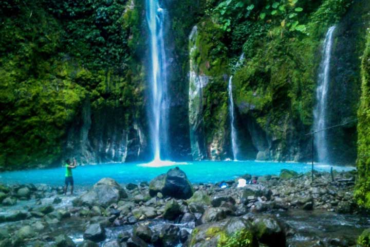 Air Terjun Dua Warna Longsor, 20 Orang Hilang