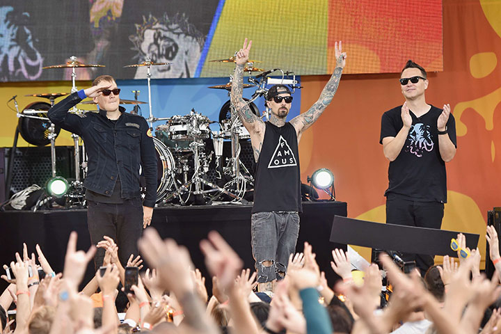 Blink 182 Kembali dengan Album dan Personel Baru