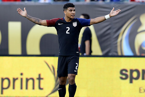 Yedlin Merapat ke Newcastle United