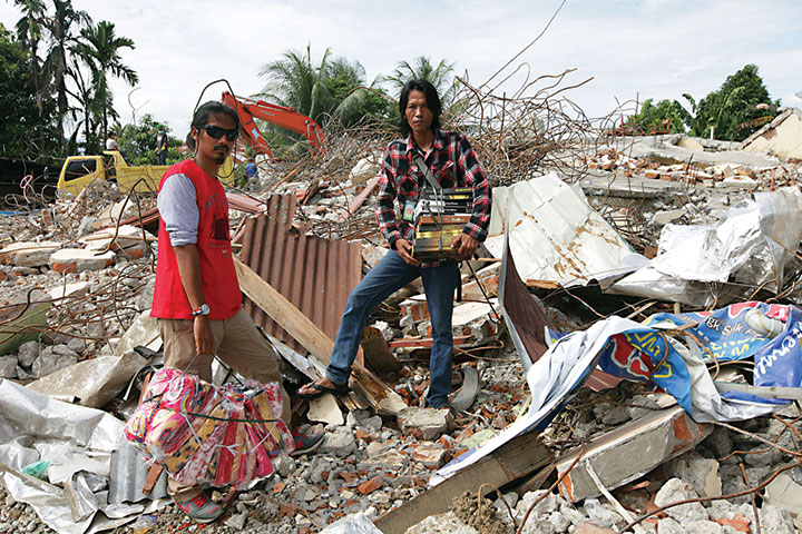 Karena Peduli Berarti Bergerak