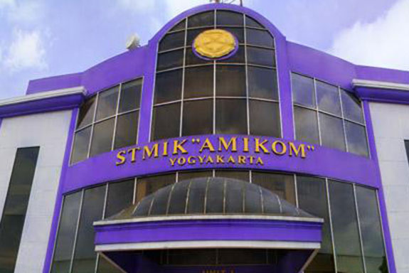 STMIK Amikom Jadi Universitas