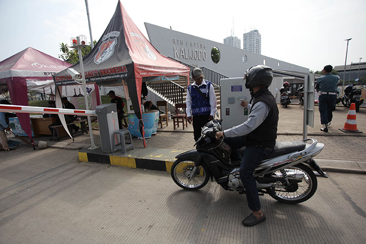 Area Parkir RPTRA Kalijodo Didesain dengan Jembatan