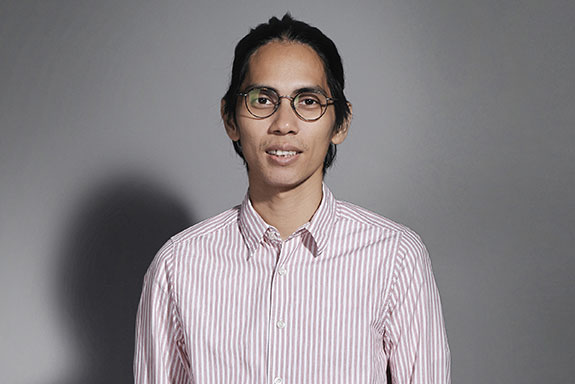 Angga Dwimas Sasongko Nazar Mengajar di SMK