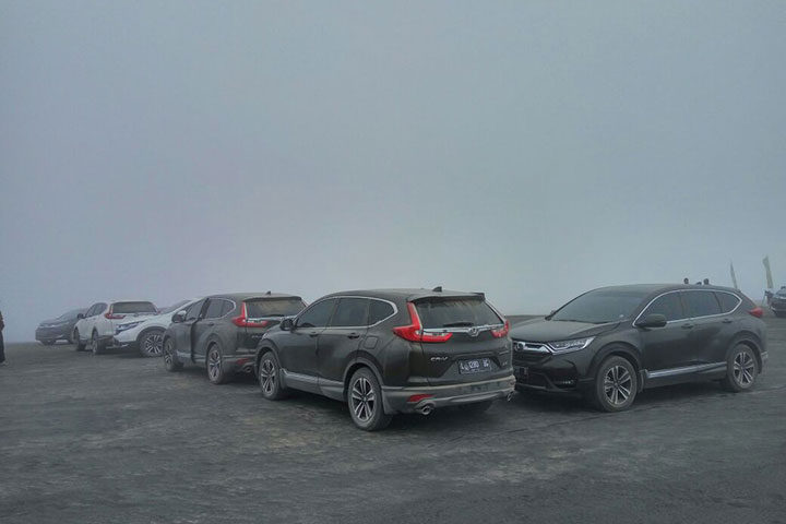 Honda CR-V Turbo Taklukkan Bromo