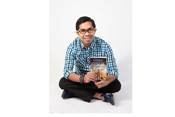 Ahmad Fuadi Mengobati Banyak Luka, Menumbuhkan Banyak Maaf