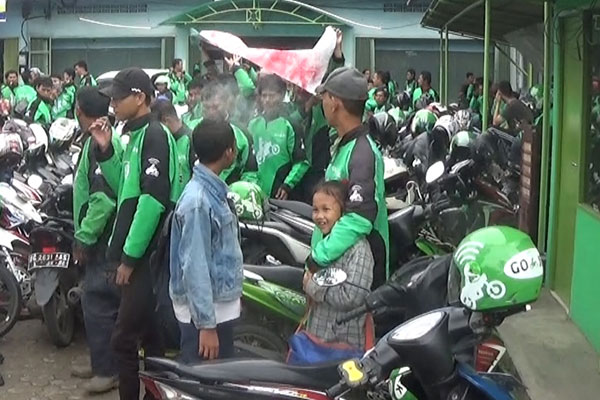Pemkot Tutup Kantor Operasional Go-jek Padang