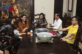 Solo Basahan dan Solo Putri Klasik Jadi Pilihan Kahiyang dan Bobby