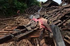 Rumah Hanyut Diterjang Banjir Bandang di Mandailing Natal