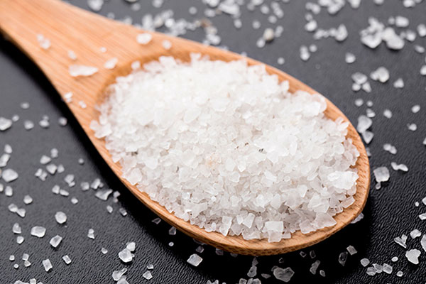 5 Manfaat Garam Inggris Bagi Kesehatan dan Kecantikan