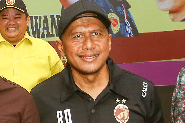 Tangani Sriwijaya FC