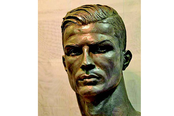 Patung Cristiano Ronaldo