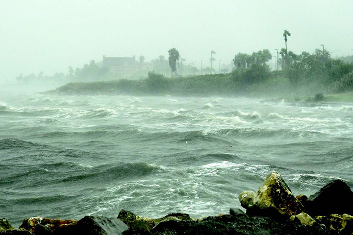 Mengenal Siklon Tropis Cempaka