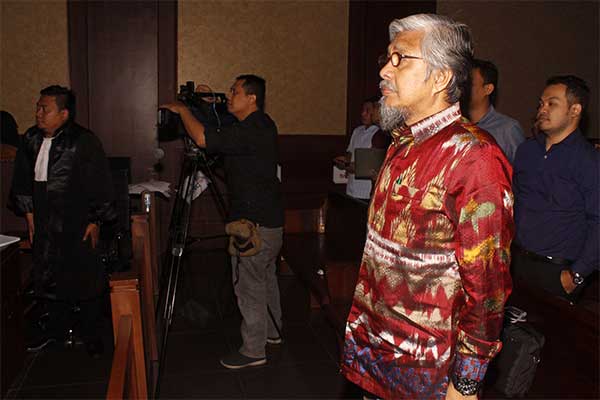 Nur Alam Ingin Hindari PPATK