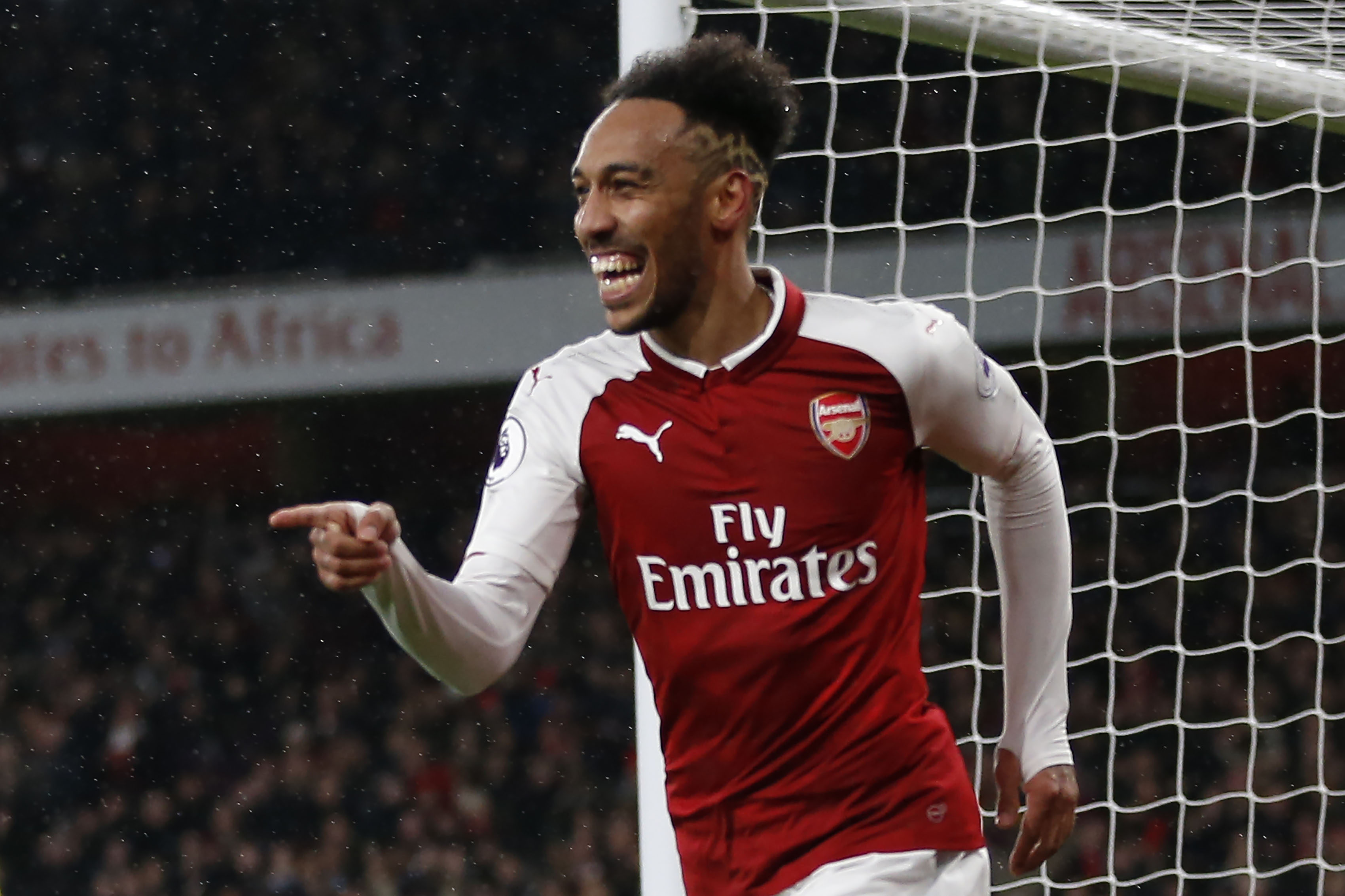 Aubameyang Pindah ke Arsenal karena Ajakan Mkhitaryan